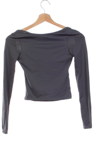 Dámska blúza Pull&Bear, Veľkosť XS, Farba Sivá, Cena  8,75 €