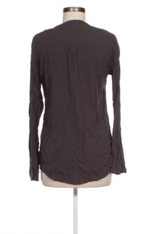 Damen Shirt Pull&Bear, Größe L, Farbe Grau, Preis € 4,49