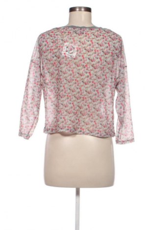 Damen Shirt Pull&Bear, Größe M, Farbe Mehrfarbig, Preis € 3,99