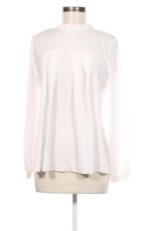 Damen Shirt RISA, Größe M, Farbe Weiß, Preis 33,79 €