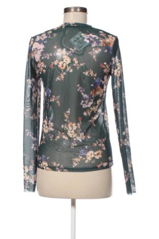 Damen Shirt Stradivarius, Größe L, Farbe Mehrfarbig, Preis 6,49 €