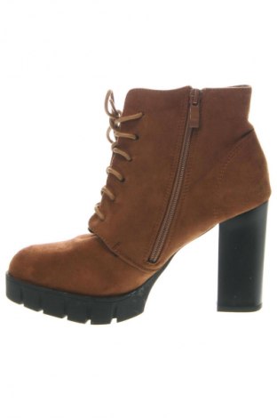 Damen Stiefeletten, Größe 38, Farbe Braun, Preis € 11,29