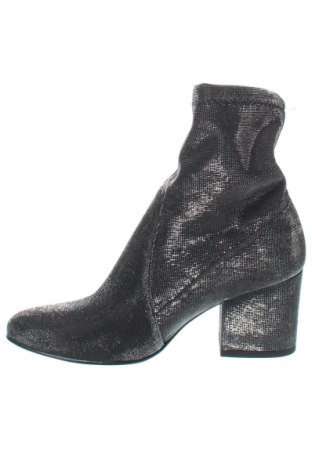 Damen Stiefeletten Alesya, Größe 37, Farbe Silber, Preis 45,49 €