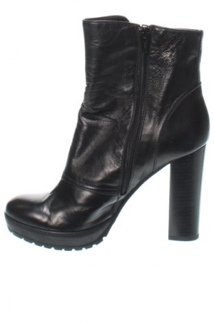 Damen Stiefeletten Alesya, Größe 37, Farbe Schwarz, Preis € 61,99