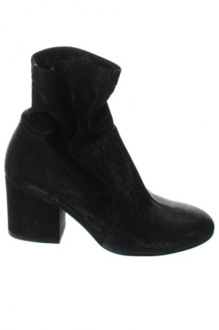 Damen Stiefeletten Alesya, Größe 36, Farbe Schwarz, Preis € 45,49