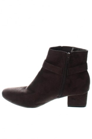 Damen Stiefeletten Gb, Größe 39, Farbe Braun, Preis € 19,99