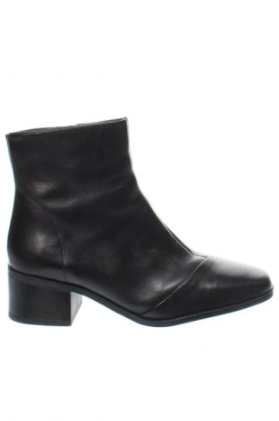 Damen Stiefeletten Lasocki, Größe 38, Farbe Schwarz, Preis € 19,29