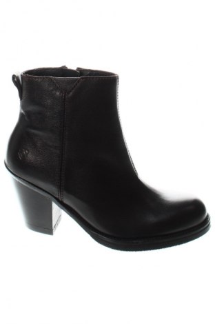 Botine de damă Liebeskind, Mărime 36, Culoare Maro, Preț 488,99 Lei