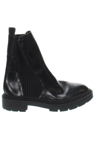 Botine de damă Pimkie, Mărime 39, Culoare Negru, Preț 110,99 Lei