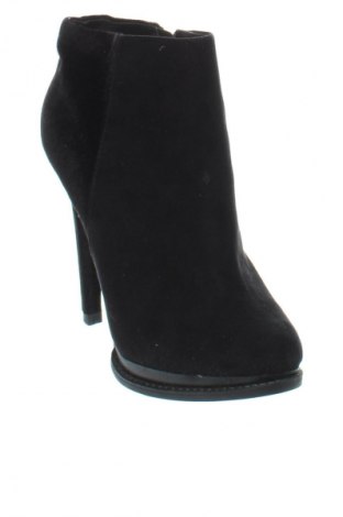 Botine de damă Zara Trafaluc, Mărime 37, Culoare Negru, Preț 68,99 Lei