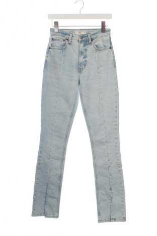 Blugi de femei Abercrombie & Fitch, Mărime XXS, Culoare Albastru, Preț 169,99 Lei