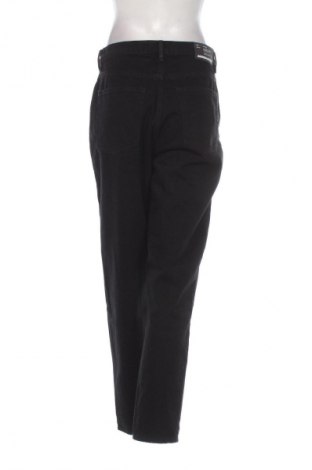 Blugi de femei Armedangels, Mărime M, Culoare Negru, Preț 209,99 Lei