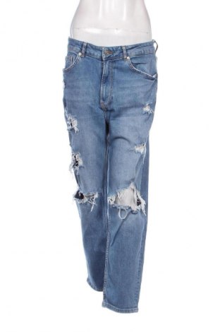 Damskie jeansy Bershka, Rozmiar M, Kolor Niebieski, Cena 26,99 zł