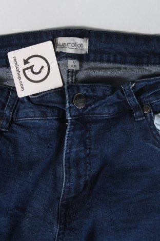 Damskie jeansy Blue Motion, Rozmiar L, Kolor Niebieski, Cena 32,99 zł