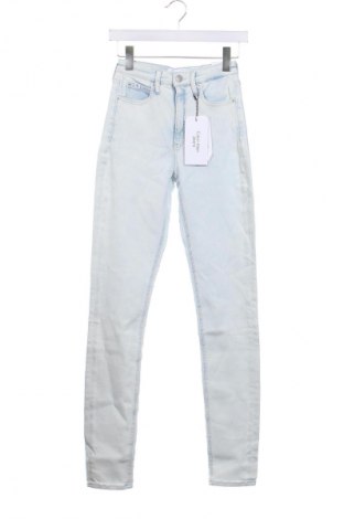 Blugi de femei Calvin Klein Jeans, Mărime S, Culoare Albastru, Preț 308,49 Lei