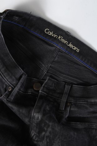 Дамски дънки Calvin Klein Jeans, Размер S, Цвят Сив, Цена 75,68 лв.