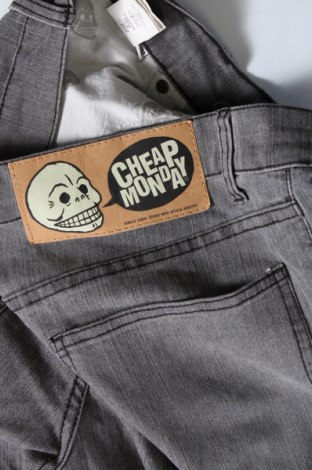 Damskie jeansy Cheap Monday, Rozmiar L, Kolor Szary, Cena 46,99 zł