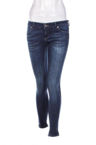 Dámské džíny  Cross Jeans, Velikost M, Barva Modrá, Cena  159,00 Kč