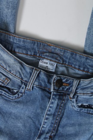 Damskie jeansy Denim 1982, Rozmiar M, Kolor Niebieski, Cena 32,99 zł