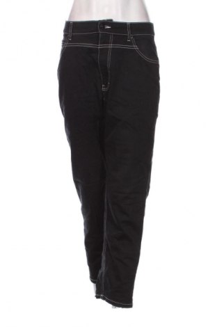 Damen Jeans Escada, Größe L, Farbe Schwarz, Preis 41,99 €