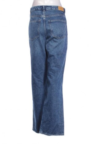 Damen Jeans Gina Tricot, Größe M, Farbe Blau, Preis 53,79 €