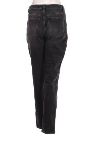 Blugi de femei Guess, Mărime M, Culoare Negru, Preț 283,99 Lei