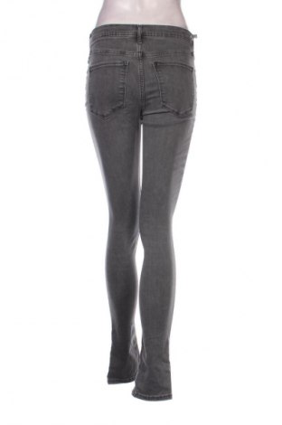 Damskie jeansy H&M, Rozmiar S, Kolor Czarny, Cena 26,99 zł