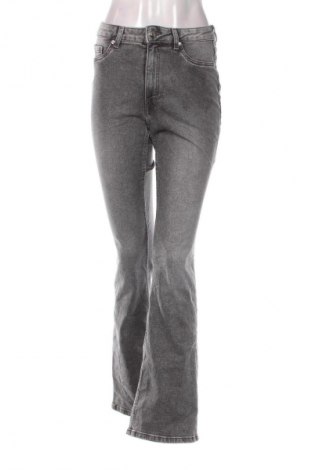 Damskie jeansy H&M Divided, Rozmiar M, Kolor Szary, Cena 31,99 zł