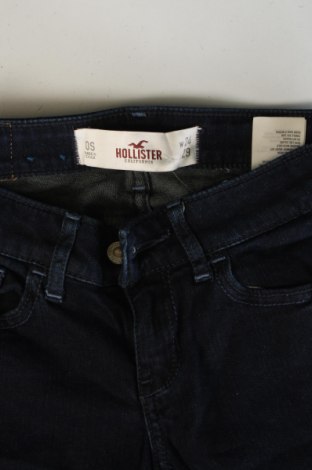 Blugi de femei Hollister, Culoare Albastru, Preț 134,99 Lei