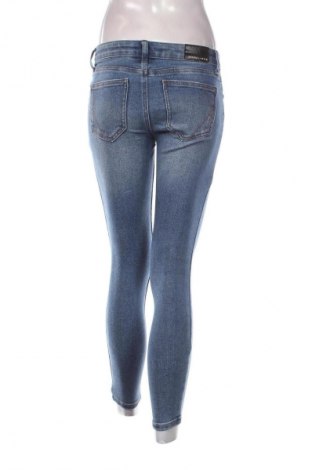 Damen Jeans Kendall & Kylie, Größe S, Farbe Blau, Preis € 14,99