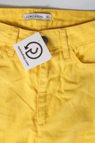 Damskie jeansy LC Waikiki, Rozmiar XS, Kolor Żółty, Cena 60,99 zł