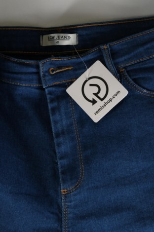 Damskie jeansy LC Waikiki, Rozmiar M, Kolor Niebieski, Cena 44,99 zł