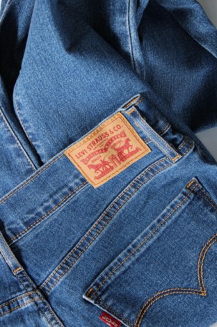 Γυναικείο Τζίν Levi's, Μέγεθος M, Χρώμα Μπλέ, Τιμή 18,99 €