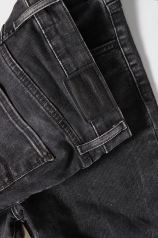 Γυναικείο Τζίν Levi's, Μέγεθος M, Χρώμα Γκρί, Τιμή 40,49 €