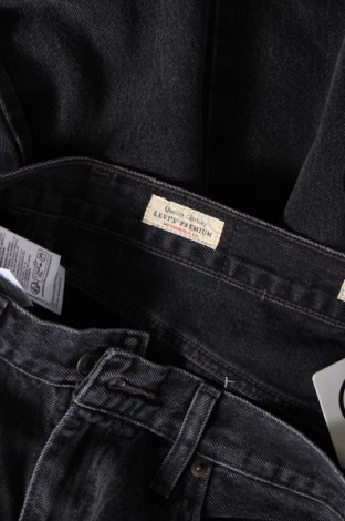 Дамски дънки Levi's, Размер M, Цвят Сив, Цена 86,49 лв.