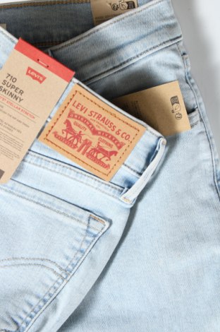 Γυναικείο Τζίν Levi's, Μέγεθος L, Χρώμα Μπλέ, Τιμή 44,99 €