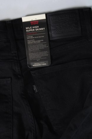 Damskie jeansy Levi's, Rozmiar M, Kolor Czarny, Cena 330,99 zł