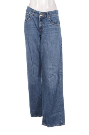 Dámske džínsy  Levi's, Veľkosť L, Farba Modrá, Cena  44,95 €