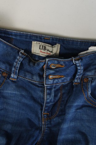 Damskie jeansy Ltb, Rozmiar M, Kolor Niebieski, Cena 22,99 zł