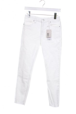 Damen Jeans Mango, Größe S, Farbe Weiß, Preis 14,29 €