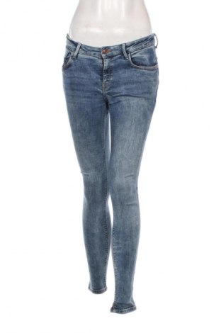 Damen Jeans Mango, Größe M, Farbe Blau, Preis 10,99 €