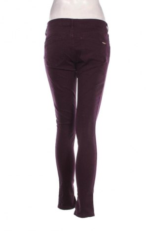 Damen Jeans Mango, Größe M, Farbe Lila, Preis 6,49 €