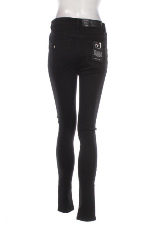 Damen Jeans Noisy May, Größe M, Farbe Schwarz, Preis 12,99 €