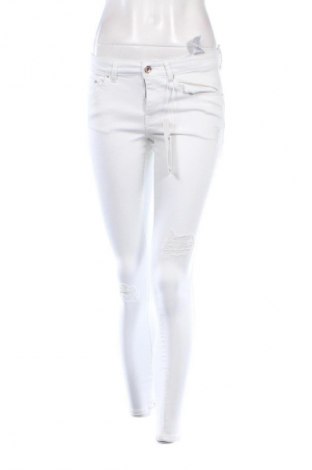 Damskie jeansy ONLY, Rozmiar S, Kolor Biały, Cena 63,99 zł