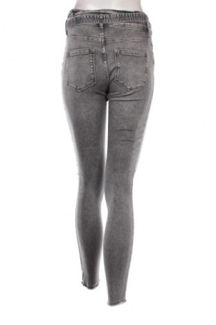 Damen Jeans ONLY, Größe M, Farbe Grau, Preis 39,99 €