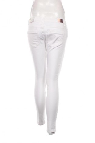 Damen Jeans ONLY, Größe M, Farbe Weiß, Preis 12,99 €