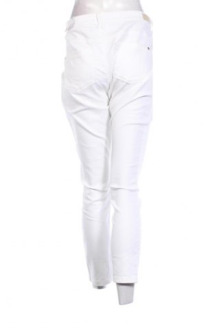 Damskie jeansy ONLY, Rozmiar XXL, Kolor Biały, Cena 65,99 zł