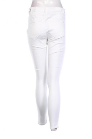 Damen Jeans ONLY, Größe M, Farbe Weiß, Preis 13,49 €