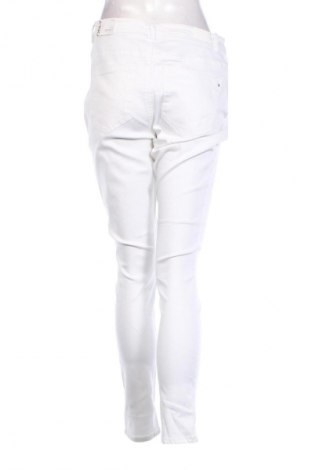 Damen Jeans ONLY, Größe XL, Farbe Weiß, Preis 12,99 €