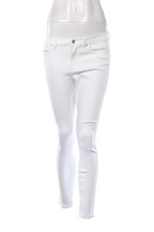 Damen Jeans ONLY, Größe S, Farbe Weiß, Preis 10,99 €